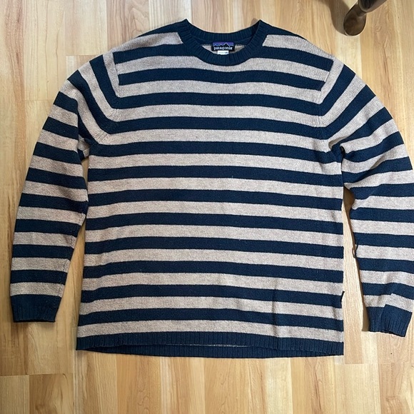 Patagonia Striped Sweater - Picture 1 of 5